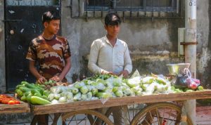 Selling High-End Hardware to Niche Markets Insights